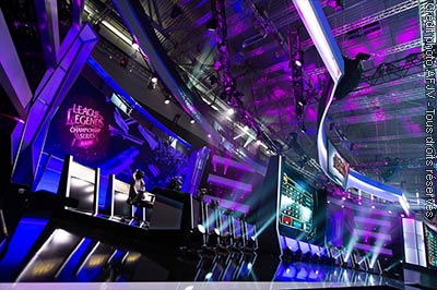 La scène du tournoi League of Legends à la Gamescom 2014