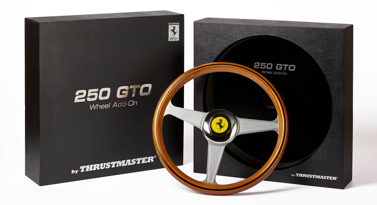 Volant bois Ferrari 250 GTO Wheel Add-On chez Thrustmaster