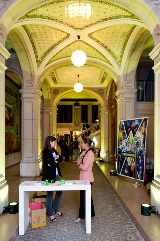 Photo 1 : Sims Super Pouvoirs - Pr�sentation presse au Manoir de Paris